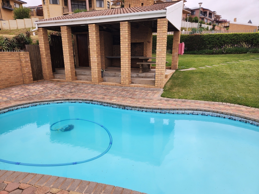 3 Bedroom Property for Sale in Hartenbos Heuwels Western Cape